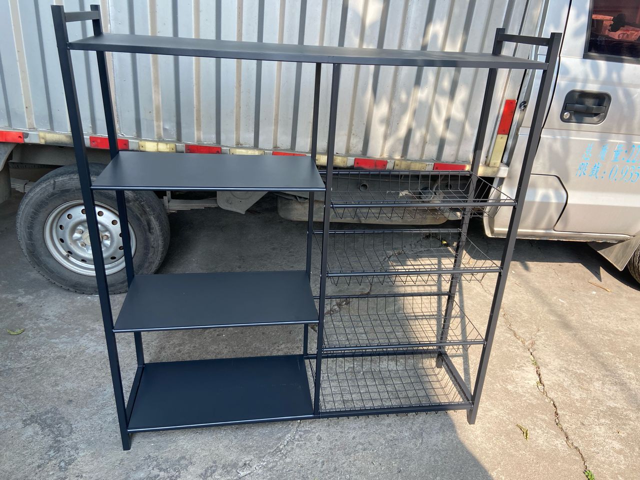 Multifunctional Strong metallic kitchen rack with movable & lockable wheels - Image 3